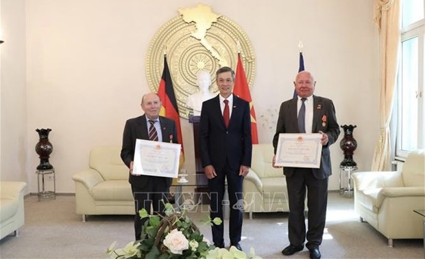 Two German friends awarded with Vietnam’s Order and Medal